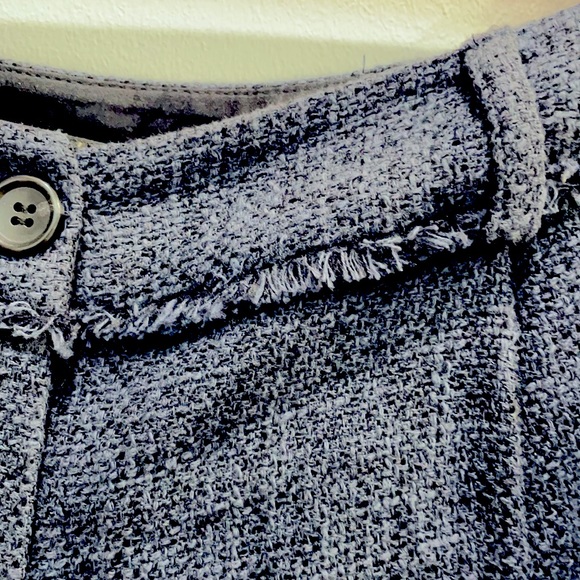 Elizabeth and James Elegant Tailored Navy Blue Shorts - Picture 3 of 8